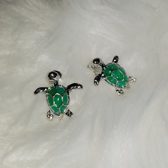 Choice of Sea Turtle Earrings - Picture 7 of 11